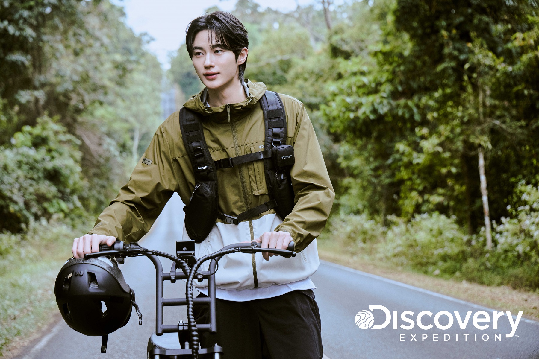 냉감·자외선차단 강화 '디스커버리' 여름 경량 바막 대폭 확대 27-Image